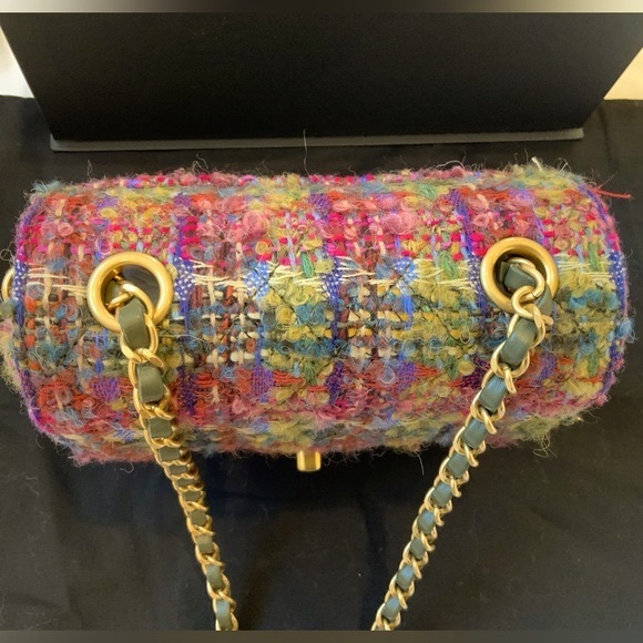 Chanel Quilted Tweed Mini Classic Square Single Flap Bag - Picture 5 of 11